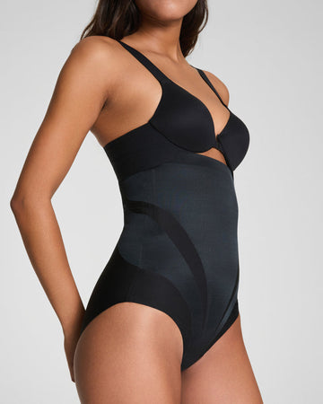 SPANX SPANXSuperSculpt Transform High-Waisted Brief