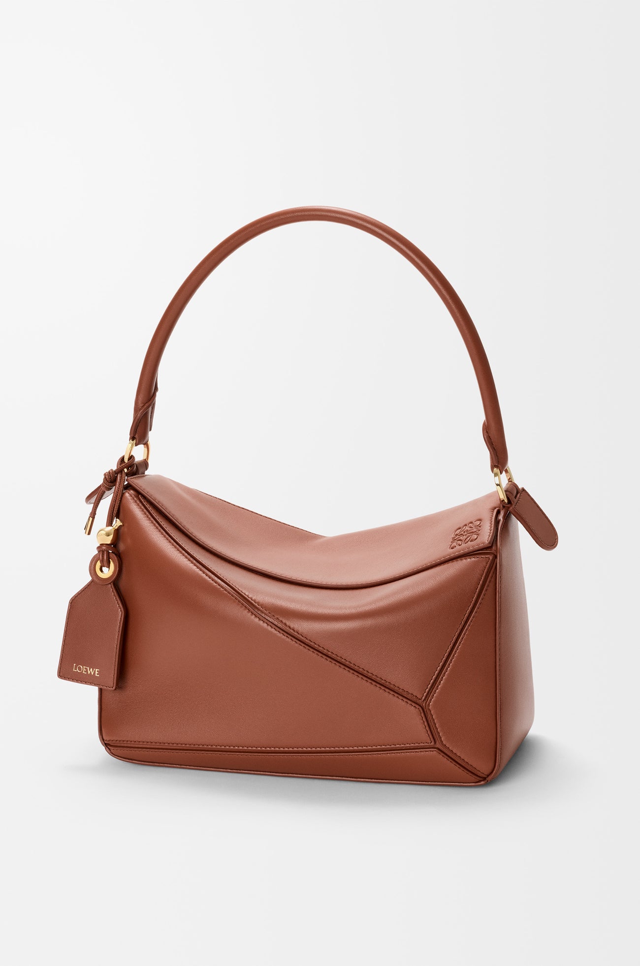 Loewe Medium Puzzle Featherlight Bag in Nappa Lambskin — Camel