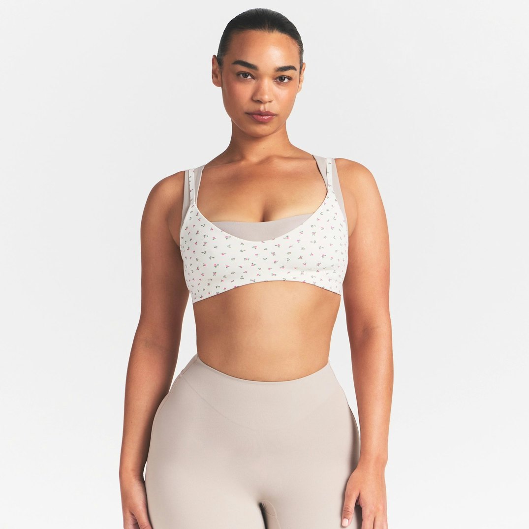NikeSKIMS Matte Micro Scoop Bra