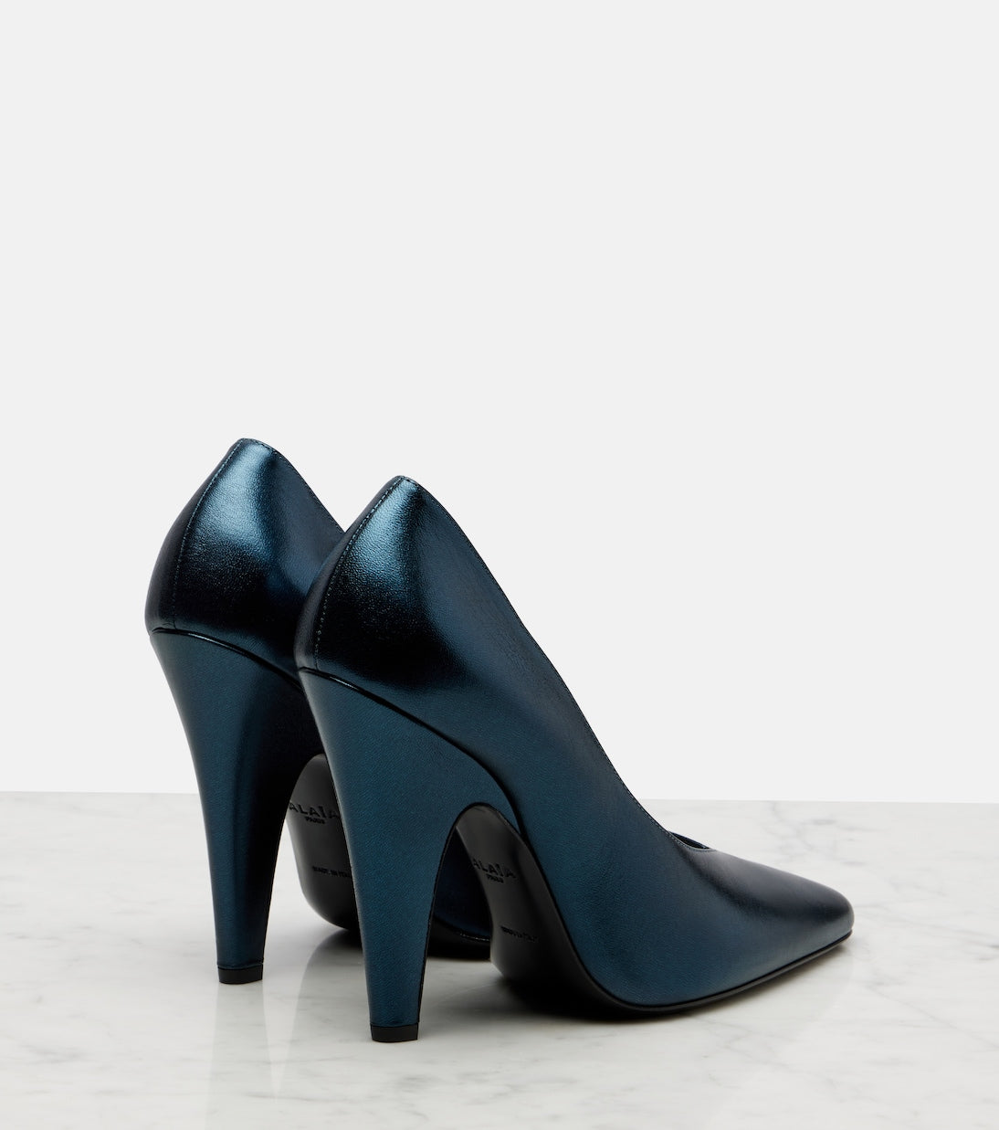 Alaia 90 Leather Pumps