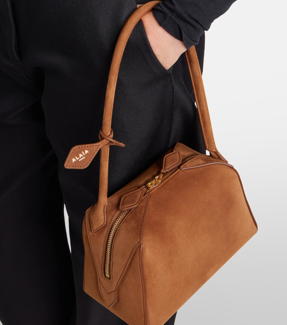 Alaia Le Bouledouge Leather Shoulder Bag