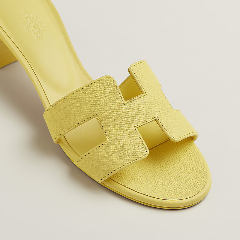 Oasis sandal